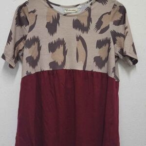 Chic Animal Print and Burgundy Short Sleeve Top